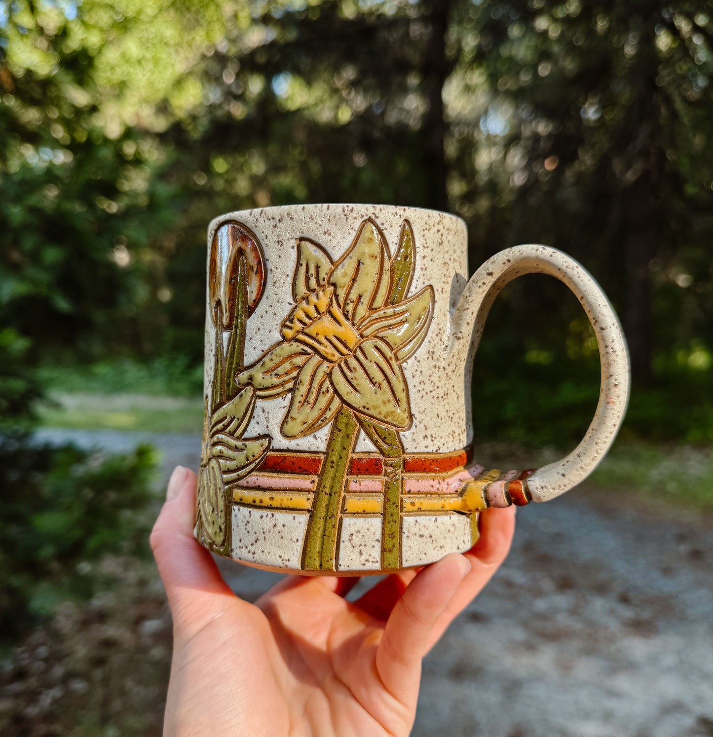 Retro Daffodil Mug *SECOND*